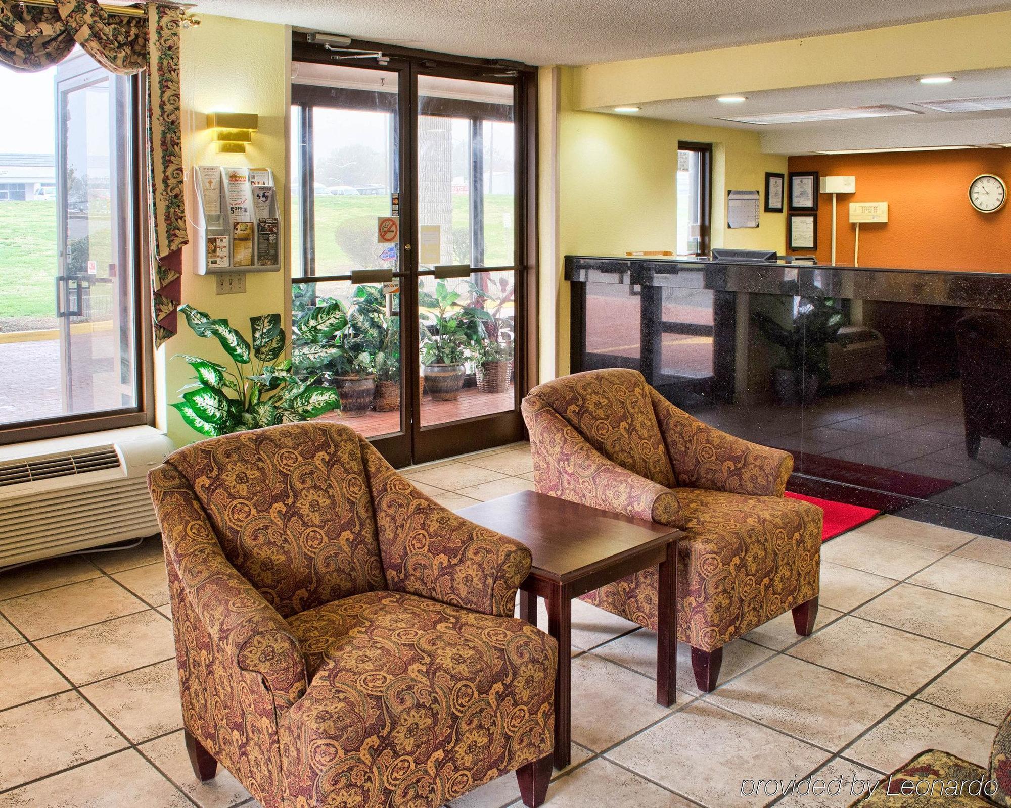 Econo Lodge Richmond Exterior photo